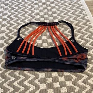 Lululemon sports bra 💕